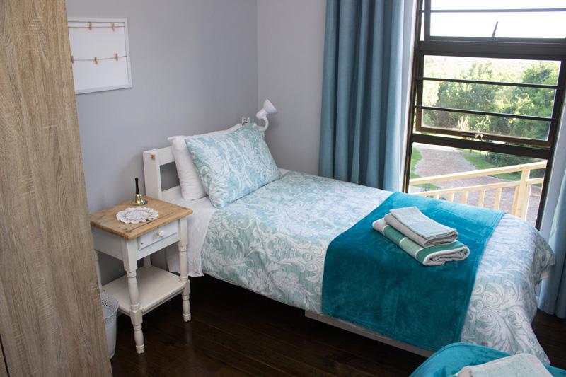 5 Bedroom Property for Sale in Chelsea Eastern Cape